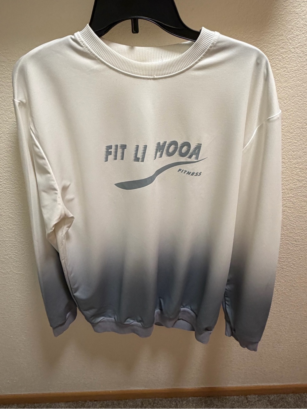 Fit Li Nooa Men's White to Gray Ombre Crewneck Sweatshirt